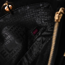 画像をギャラリービューアに読み込む, CHANEL シャネル アイコン チェーンワンショルダーバッグ 8番台 ココマーク ウール レザー マルチカラー ゴールド金具 美品 中古 4a001925