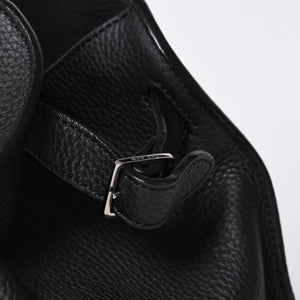 Like New THE ROW SOFT MARGAUX 10 Handbag W1190 L133 Leather Black Silver Hardware Used 4a001929