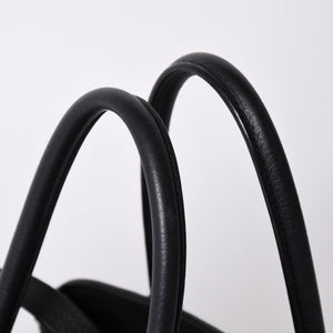 Like New THE ROW SOFT MARGAUX 10 Handbag W1190 L133 Leather Black Silver Hardware Used 4a001929