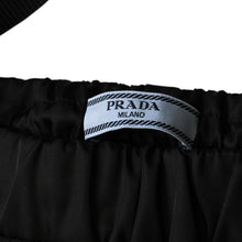 画像をギャラリービューアに読み込む, 極美品 PRADA プラダ ポーチ付きRe-Nylon サスペンダーパンツ トライアングルポーチ ブラック シルバー金具 サスペンダー ナイロン メタルプレート 中古 4a001962