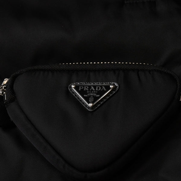 極美品 PRADA プラダ ポーチ付きRe-Nylon サスペンダーパンツ トライアングルポーチ ブラック シルバー金具 サスペンダー ナイロン メタルプレート 中古 4a001962