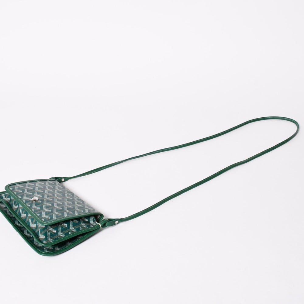 Like new GOYARD Plumé Pouch Wallet Shoulder Bag PLUMETPMLTY09CL09P Leather Green Silver Hardware Used 4a002470