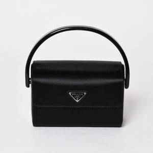 極美品 PRADA プラダ ハンドバッグ サテン ミニ バニティ トライアングルロゴ 三角ロゴプレート アセテート ブラック 中古 4a001984