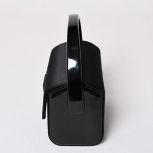極美品 PRADA プラダ ハンドバッグ サテン ミニ バニティ トライアングルロゴ 三角ロゴプレート アセテート ブラック 中古 4a001984