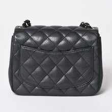Load image into Gallery viewer, 極美品 CHANEL シャネル ミニマトラッセ16 Sフラップ Sチェーンショルダーバッグ 20番台 ココマーク キャビアスキン シルバー金具 中古 4b011818
