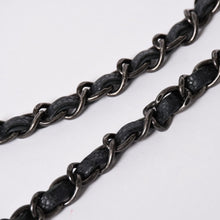 Load image into Gallery viewer, 極美品 CHANEL シャネル ミニマトラッセ16 Sフラップ Sチェーンショルダーバッグ 20番台 ココマーク キャビアスキン シルバー金具 中古 4b011818