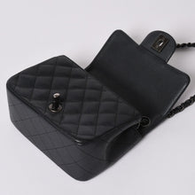 Load image into Gallery viewer, 極美品 CHANEL シャネル ミニマトラッセ16 Sフラップ Sチェーンショルダーバッグ 20番台 ココマーク キャビアスキン シルバー金具 中古 4b011818