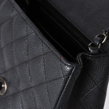 Load image into Gallery viewer, 極美品 CHANEL シャネル ミニマトラッセ16 Sフラップ Sチェーンショルダーバッグ 20番台 ココマーク キャビアスキン シルバー金具 中古 4b011818