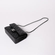 画像をギャラリービューアに読み込む, 未使用 CHANEL シャネル Wフラップ チェーンショルダーバッグ マトラッセ23 キャビアスキン ブラック シルバー金具 ランダム 中古 4a002446
