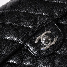 画像をギャラリービューアに読み込む, 未使用 CHANEL シャネル Wフラップ チェーンショルダーバッグ マトラッセ23 キャビアスキン ブラック シルバー金具 ランダム 中古 4a002446