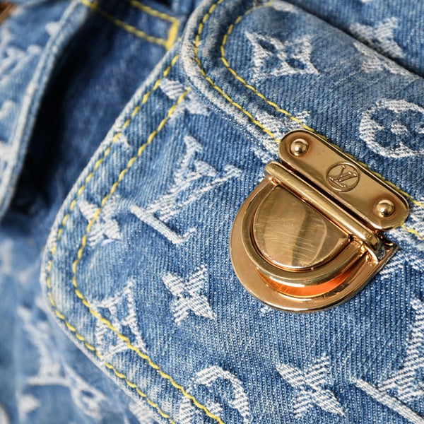 Very good condition LOUIS VUITTON Baggy GM shoulder bag M95048 Monogram denim blue gold hardware used 4a001993