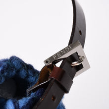 画像をギャラリービューアに読み込む, 極美品 FENDI フェンディ マンマバケット ワンショルダーバッグ フェルト レザー フラワー パッチワーク ブルー シルバー金具 中古 4a001994