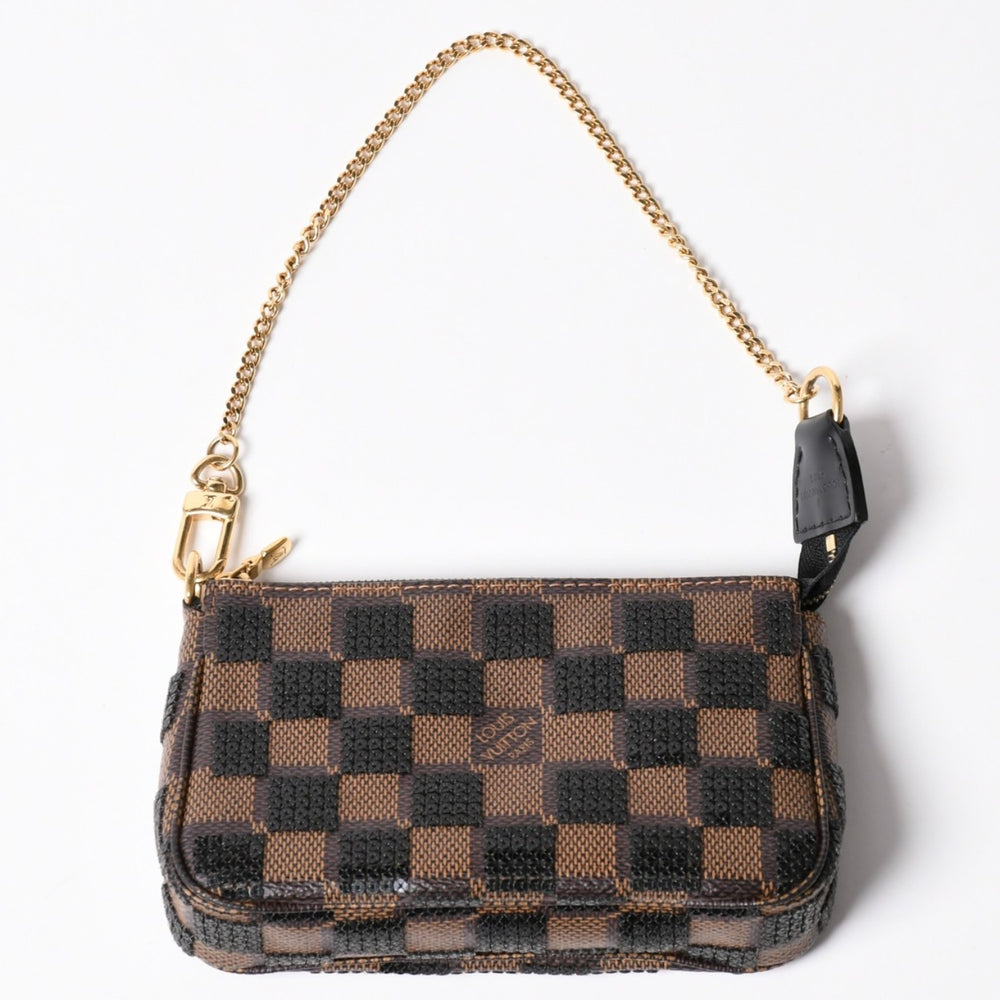 Very good condition LOUIS VUITTON Monogram Mini Pochette Accessory Damier Payette N63176 Sequins Used 4a002411