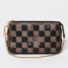 画像をギャラリービューアに読み込む, 極美品 LOUIS VUITTON ルイヴィトン モノグラム ミニポシェット アクセソワール ダミエパイエット N63176 スパンコール 中古 4a002411