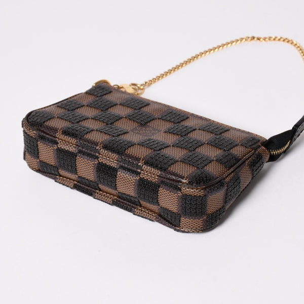 Very good condition LOUIS VUITTON Monogram Mini Pochette Accessory Damier Payette N63176 Sequins Used 4a002411