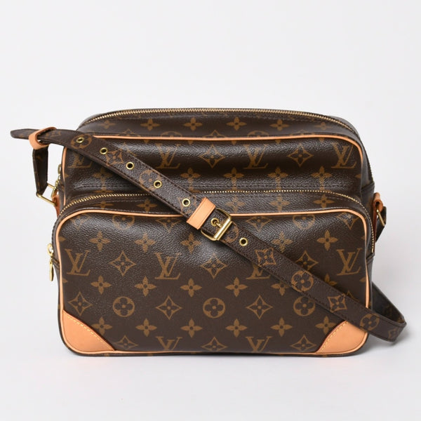 極美品 LOUIS VUITTON ルイヴィトン ナイル ショルダーバッグ M45244 モノグラム ブラウン PVC レザー ゴールド金具 中古 4a000376