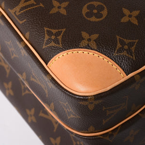 極美品 LOUIS VUITTON ルイヴィトン ナイル ショルダーバッグ M45244 モノグラム ブラウン PVC レザー ゴールド金具 中古 4a000376