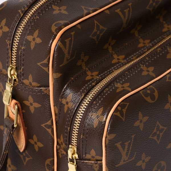 極美品 LOUIS VUITTON ルイヴィトン ナイル ショルダーバッグ M45244 モノグラム ブラウン PVC レザー ゴールド金具 中古 4a000376