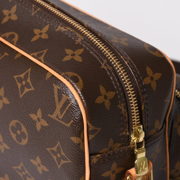 極美品 LOUIS VUITTON ルイヴィトン ナイル ショルダーバッグ M45244 モノグラム ブラウン PVC レザー ゴールド金具 中古 4a000376