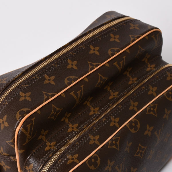 極美品 LOUIS VUITTON ルイヴィトン ナイル ショルダーバッグ M45244 モノグラム ブラウン PVC レザー ゴールド金具 中古 4a000376