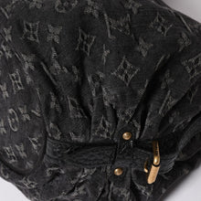 画像をギャラリービューアに読み込む, 極美品 LOUIS VUITTON ルイヴィトン ショルダーバッグ スライトリー モノグラム デニム M95835 ブラック ゴールド金具 中古 4a002460