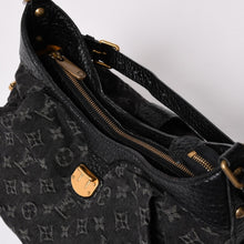 画像をギャラリービューアに読み込む, 極美品 LOUIS VUITTON ルイヴィトン ショルダーバッグ スライトリー モノグラム デニム M95835 ブラック ゴールド金具 中古 4a002460