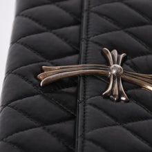 Load image into Gallery viewer, CHROME HEARTS クロムハーツ ディナーバッグ クラッチバッグ ラージクロス マトラッセ ラムスキン ブラック 美品 中古 4a002005