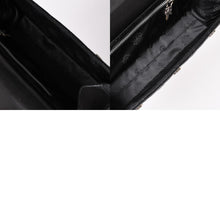 Load image into Gallery viewer, CHROME HEARTS クロムハーツ ディナーバッグ クラッチバッグ ラージクロス マトラッセ ラムスキン ブラック 美品 中古 4a002005