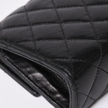 Load image into Gallery viewer, CHROME HEARTS クロムハーツ ディナーバッグ クラッチバッグ ラージクロス マトラッセ ラムスキン ブラック 美品 中古 4a002005