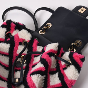 極美品 CHANEL シャネル URBAN SPIRIT MEDIUM アーバンスピリット ミディアム バックパック A91121 23番台 ココマーク シアリング 中古 4a001454