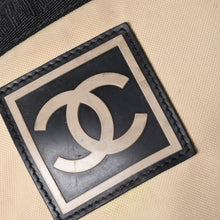 Load image into Gallery viewer, CHANEL シャネル スポーツライン ココマーク トラベルポーチ ウエストバッグ・ボディバッグ 7番台 ベージュ ブラック金具 美品 中古 4a002007