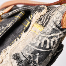 Load image into Gallery viewer, LOUIS VUITTON ルイヴィトン パウチィ ワンショルダーバッグ M95383 モノグラム デニム パッチワーク グレー 美品 中古 4a001985