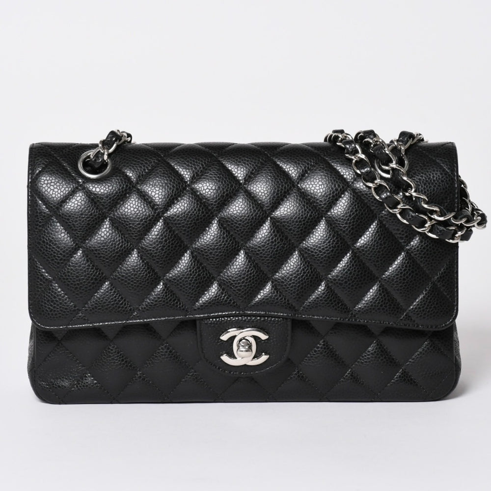 極美品 CHANEL シャネル マトラッセ25 Wフラップ Wチェーンショルダーバッグ 26番台 キャビアスキン シルバー金具 中古 4a002029