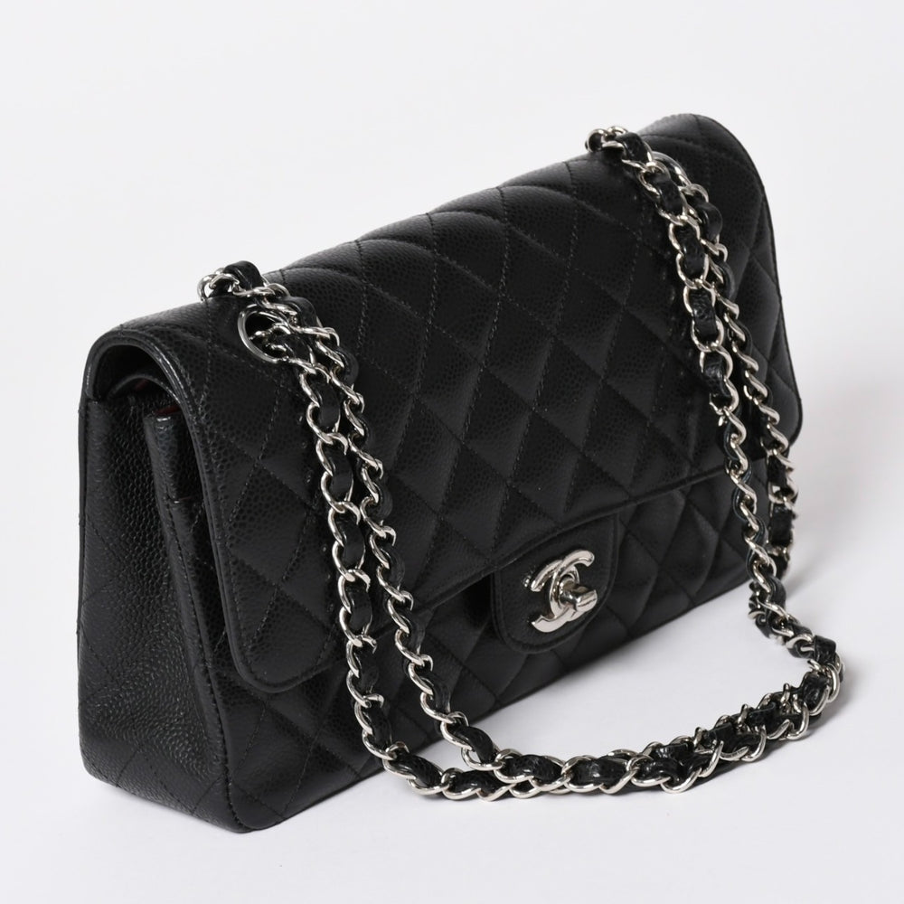 Very good condition CHANEL Matelasse 25 W flap W chain shoulder bag 26th series caviar skin silver metal fittings used 4a002029