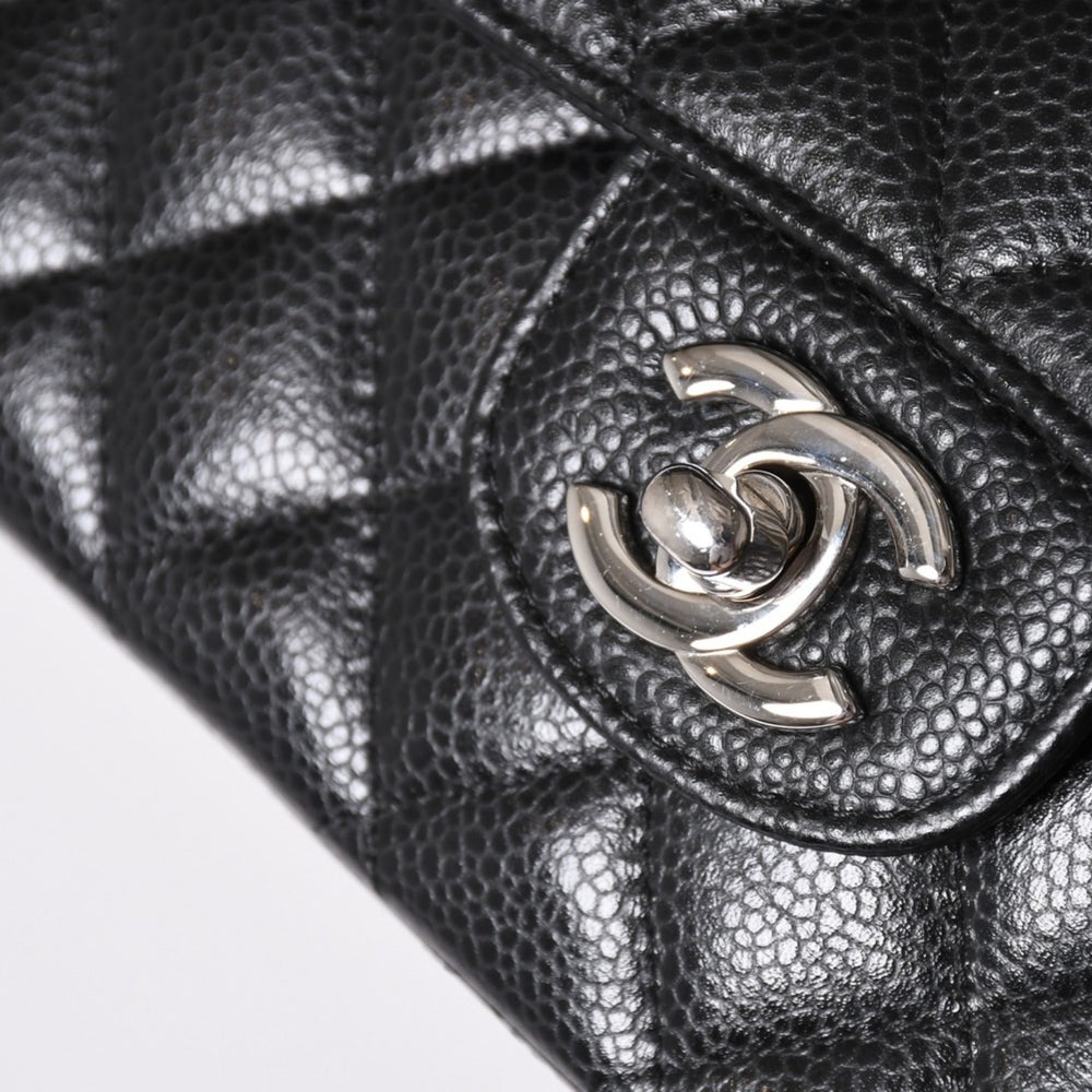 Very good condition CHANEL Matelasse 25 W flap W chain shoulder bag 26th series caviar skin silver metal fittings used 4a002029