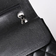 画像をギャラリービューアに読み込む, 極美品 CHANEL シャネル マトラッセ25 Wフラップ Wチェーンショルダーバッグ 26番台 キャビアスキン シルバー金具 中古 4a002029