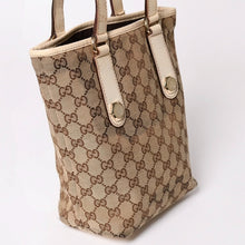 画像をギャラリービューアに読み込む, 極美品 GUCCI グッチ GGキャンバス トートバッグ ショルダーバッグ バケツ型 レザー アイボリー ベージュ 153361 中古 4a002913