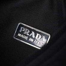 画像をギャラリービューアに読み込む, 極美品 PRADA プラダ ホーボー ハンドバッグ MV515 トライアングルロゴ 三角ロゴプレート ナイロン ブラック 中古 4a002031
