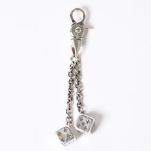 Load image into Gallery viewer, 極美品 CHROME HEARTS クロムハーツ DICE DBL KEY CHAIN ダブルダイス キーチェーン 重量約82.9g 2013/.925刻印 シルバー925 中古 4a002525