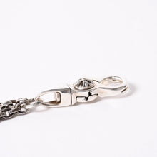 Load image into Gallery viewer, 極美品 CHROME HEARTS クロムハーツ DICE DBL KEY CHAIN ダブルダイス キーチェーン 重量約82.9g 2013/.925刻印 シルバー925 中古 4a002525