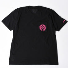 画像をギャラリービューアに読み込む, 新品未使用 CHROME HEARTS クロムハーツ 半袖Tシャツ サイズL ホースシュー プリント ブラック ピンク 新型 中古 4a001616
