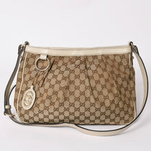 画像をギャラリービューアに読み込む, 極美品 GUCCI グッチ GGキャンバス スーキー ショルダーバッグ 296834 ブラウン ゴールド金具 中古 4a002058