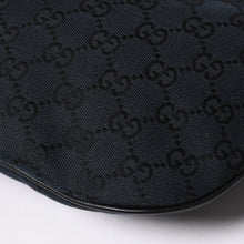 画像をギャラリービューアに読み込む, 極美品 GUCCI グッチ スカーフ ワンショルダー GGキャンバス ショルダーバッグ ブラック 155562 ゴールド金具 中古 4a002074