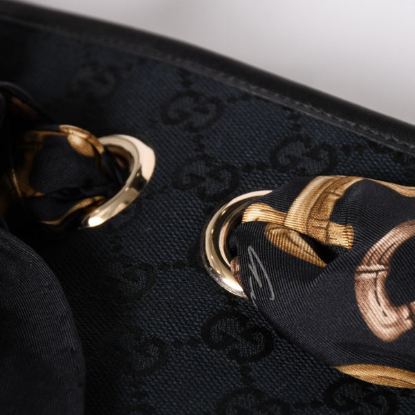 極美品 GUCCI グッチ スカーフ ワンショルダー GGキャンバス ショルダーバッグ ブラック 155562 ゴールド金具 中古 4a002074
