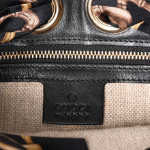 画像をギャラリービューアに読み込む, 極美品 GUCCI グッチ スカーフ ワンショルダー GGキャンバス ショルダーバッグ ブラック 155562 ゴールド金具 中古 4a002074