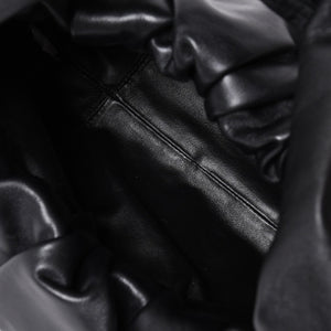 極美品 BOTTEGA VENETA ボッテガヴェネタ レザー ハンドバッグ ザ ショルダー ポーチ ハンドバッグ ブラック 610524 中古 4a002086