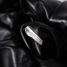 Load image into Gallery viewer, 極美品 BOTTEGA VENETA ボッテガヴェネタ レザー ハンドバッグ ザ ショルダー ポーチ ハンドバッグ ブラック 610524 中古 4a002086