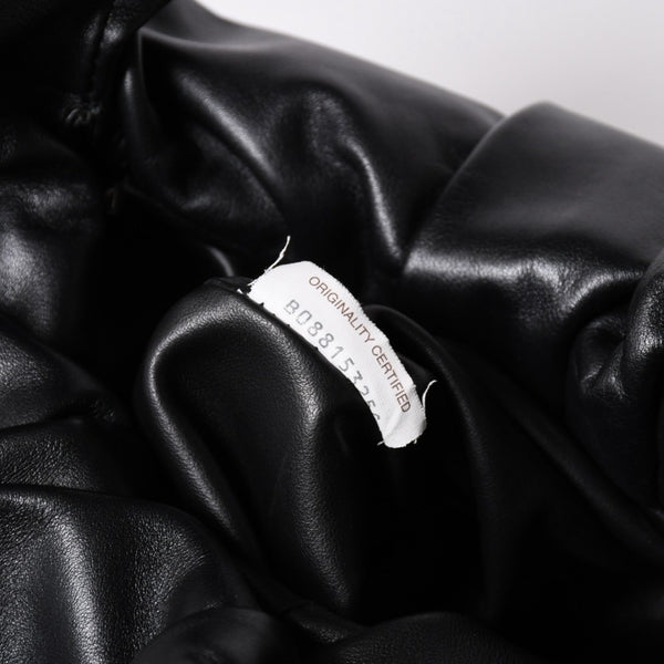 極美品 BOTTEGA VENETA ボッテガヴェネタ レザー ハンドバッグ ザ ショルダー ポーチ ハンドバッグ ブラック 610524 中古 4a002086