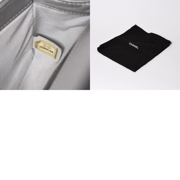 CHANEL シャネル BOY CHANEL 20 ボーイシャネル 20 チェーンショルダーバッグ A67085 25番台 パテント レザー シルバー 美品 中古 4a002378