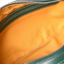Load image into Gallery viewer, GOYARD ゴヤール カップヴェールPM ショルダーバッグ グリーン PVC レザー シルバー金具 美品 中古 4a002398